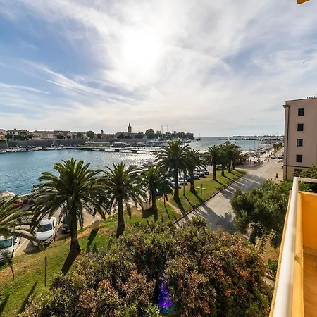 Zadar Center Premium Residence With Balcony & Garage Apartman *