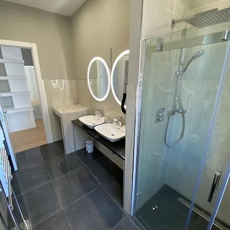 Zadar Center Premium Residence With Balcony & Garage *